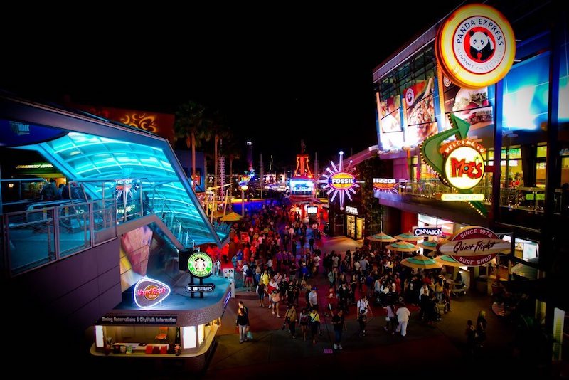 Universal CityWalk em Orlando à noite