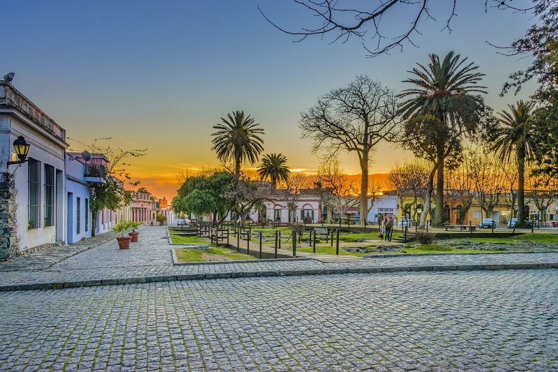 Pôr do sol em Colonia del Sacramento no Uruguai