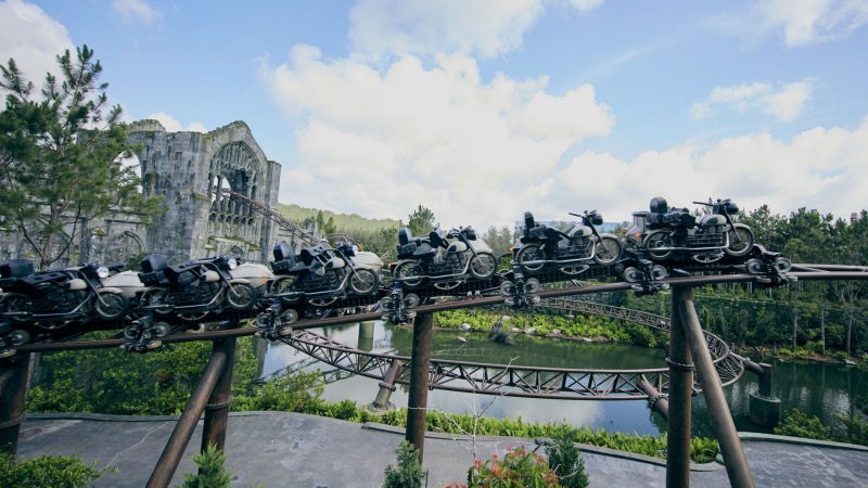 Trilho da Hagrid's Magical Creatures Motorbike Adventure no Islands of Adventure em Orlando