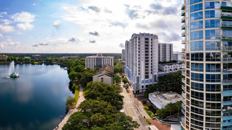 Vista aérea do Lake Eola Park em Orlando