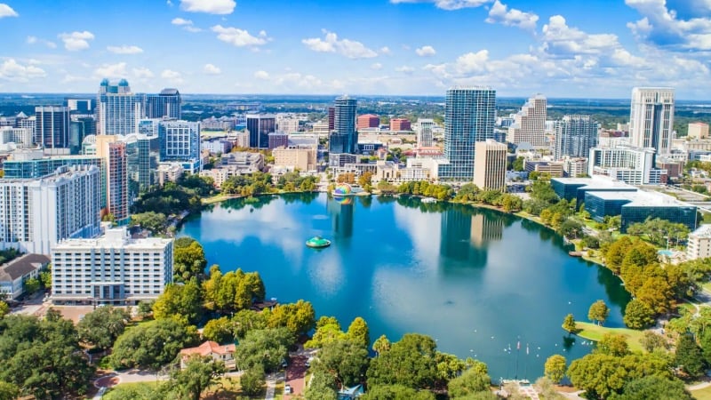 Vista de um dia ensolarado em Orlando