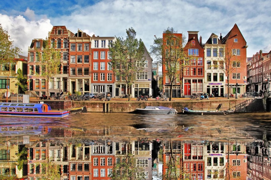 Casas típicas em Amsterdam