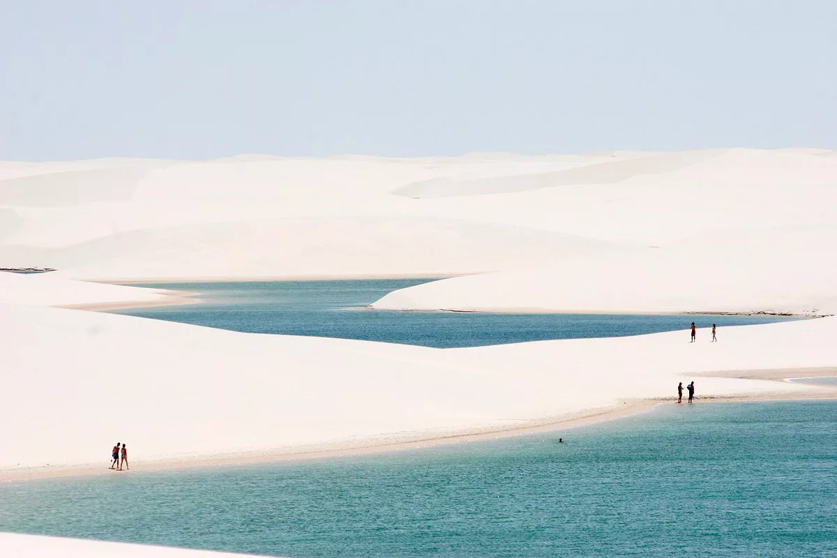 Trilha exclusiva pelas lagoas Azul e Bonita