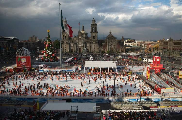 Pista de patinação no inverno da Cidade do México