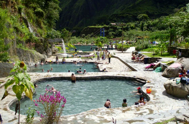 Banhos termais em Aguas Calientes