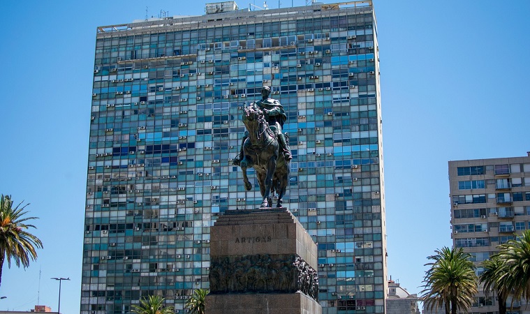 Quanto levar de dinheiro para TUDO em uma viagem ao Uruguai