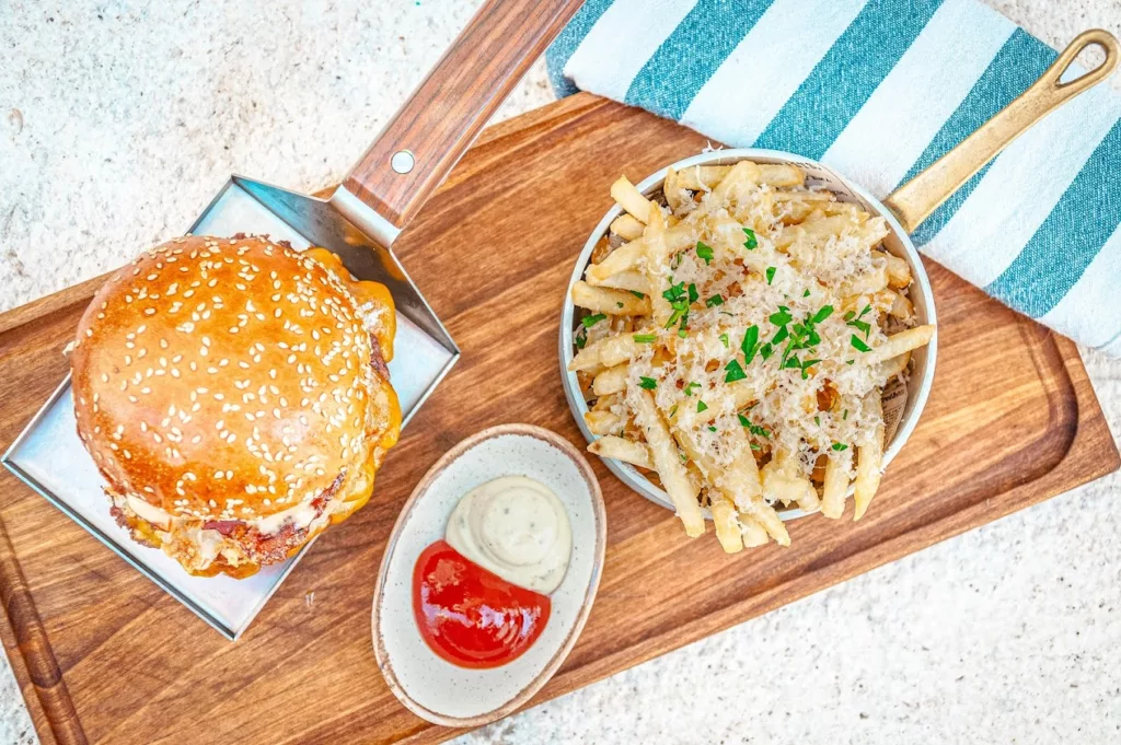 Hamburguer do Vintage Wine Bar