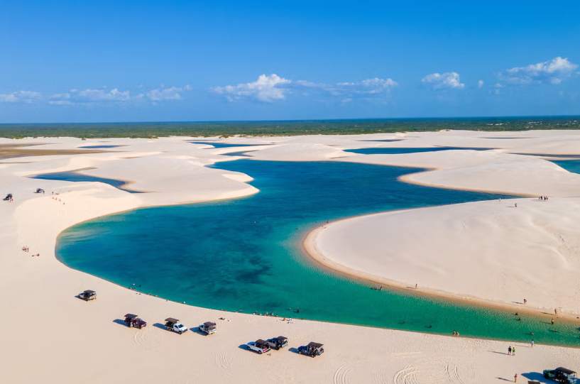 Passeio de quadriciclo nos Lençóis Maranhenses