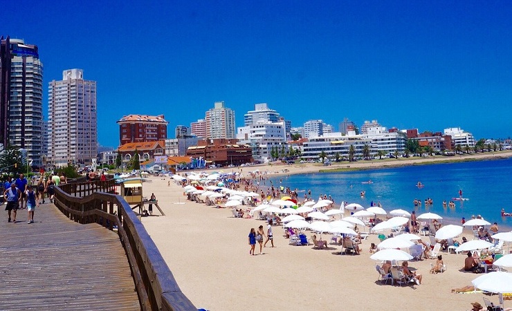 Verão em Punta del Este: Guia com 10 atrações indispensáveis!