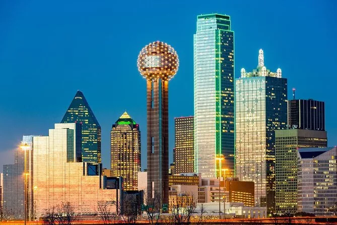 Vista do horizonte com a Reunion Tower - Dallas