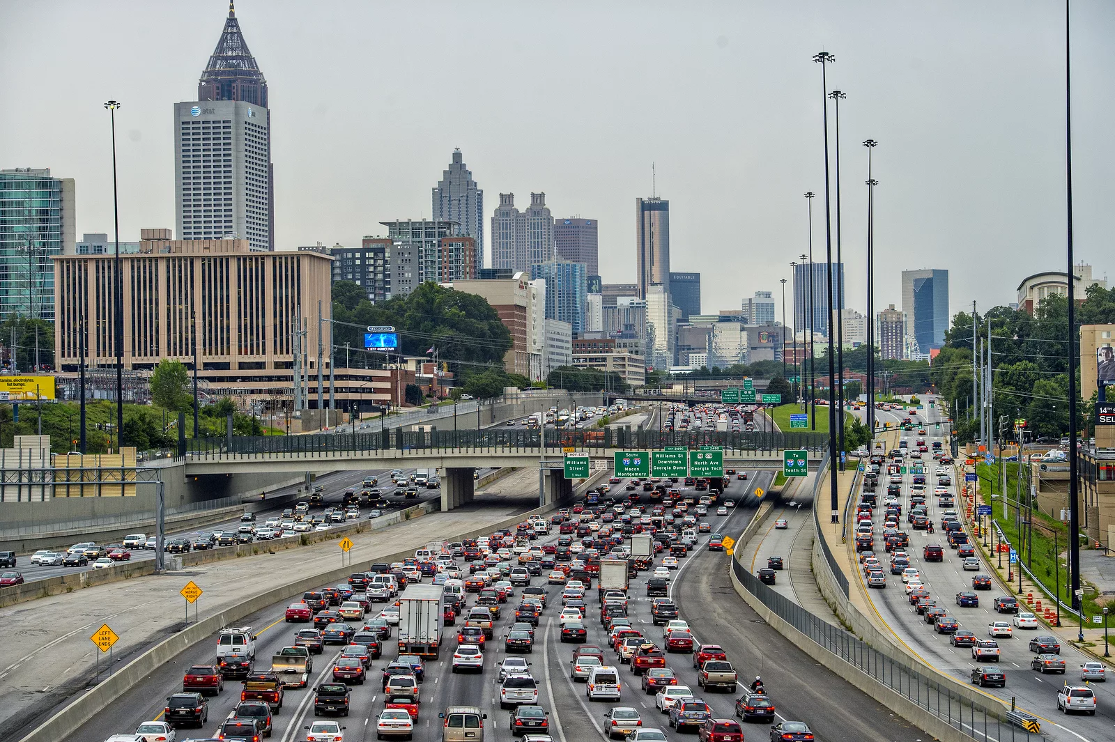 Como alugar um carro em Atlanta bem barato