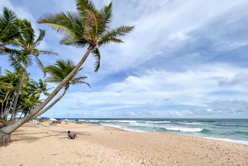 Praia de Stella Maris em Salvador