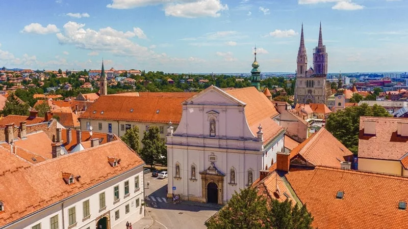 Meses de alta e baixa temporada em Zagreb