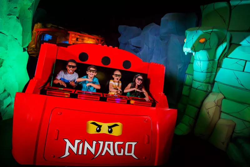 LEGO NINJAGO The Ride no Legoland Florida