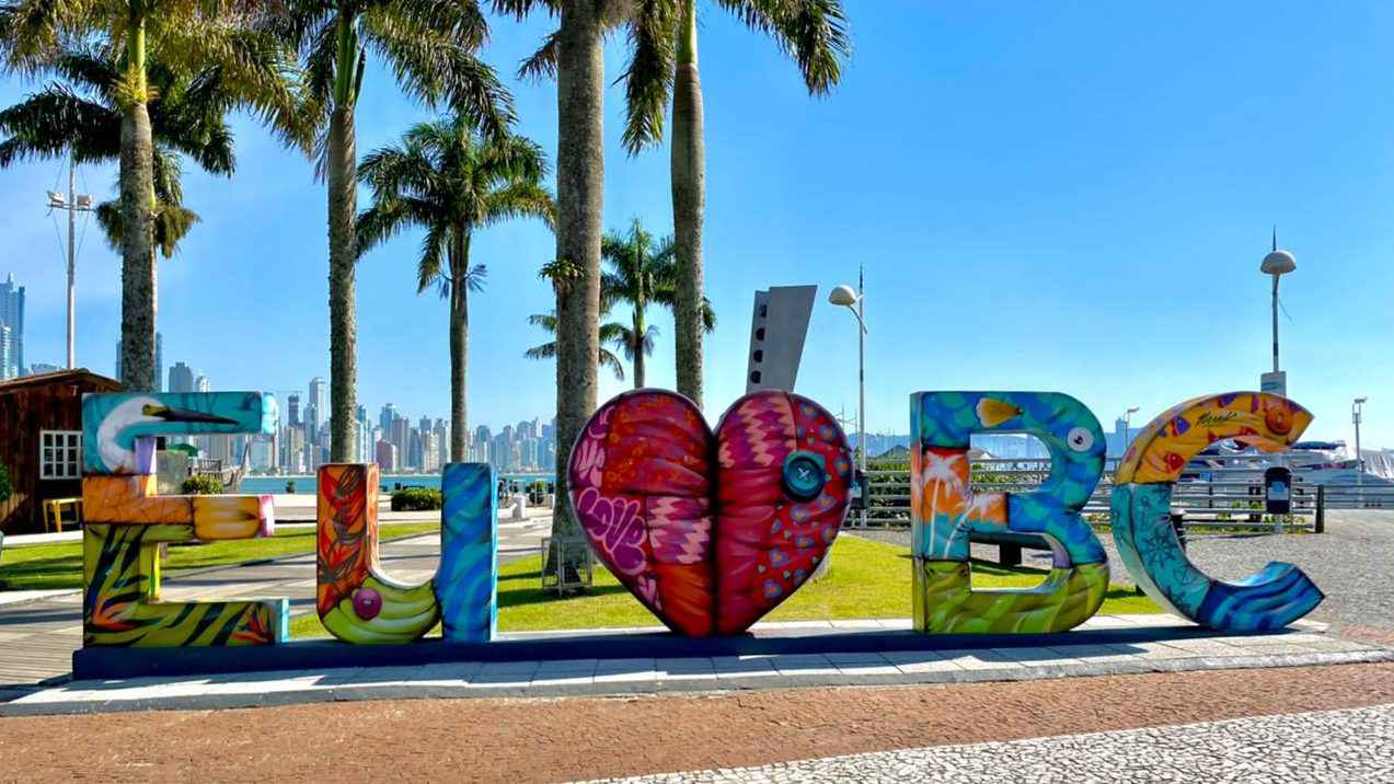 Melhores praias perto de Balneário Camboriú