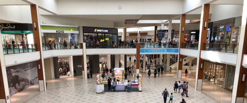 Interior do Aventura Mall em Miami