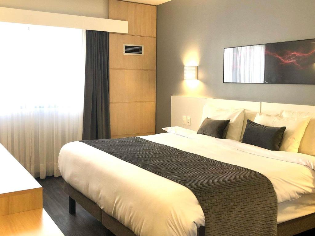 Quarto no Hotel Mercure Camboriú Quarto no Hotel Mercure Camboriú