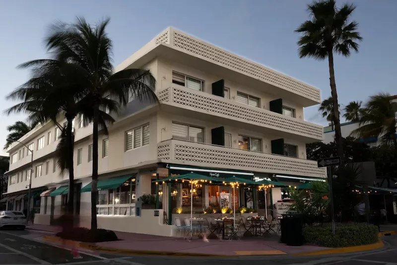 Restaurante News Cafe em Miami