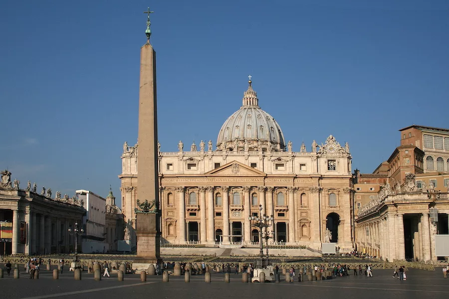 Obelisco do Vaticano em Roma