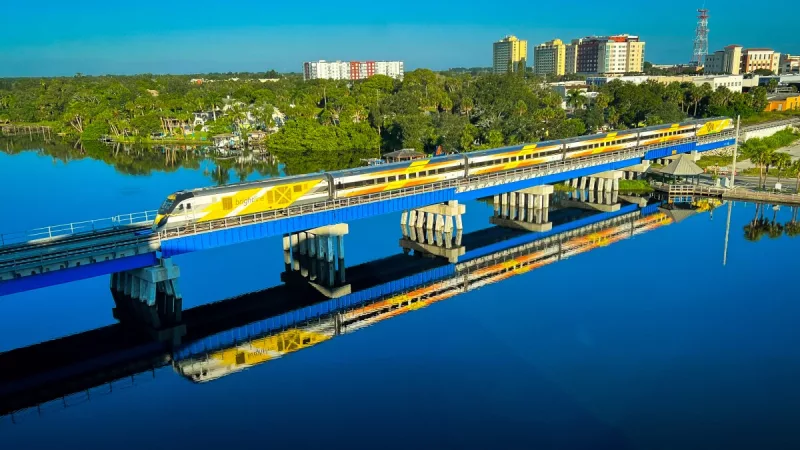 Trem Brightline na Flórida