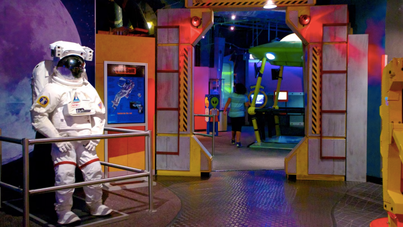 Space Discovery Zone no museu WonderWorks em Orlando