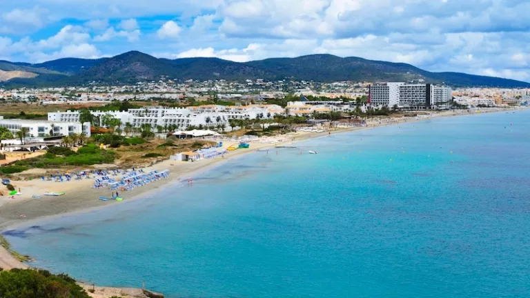 Ibiza em novembro: Como é o clima e o que fazer!