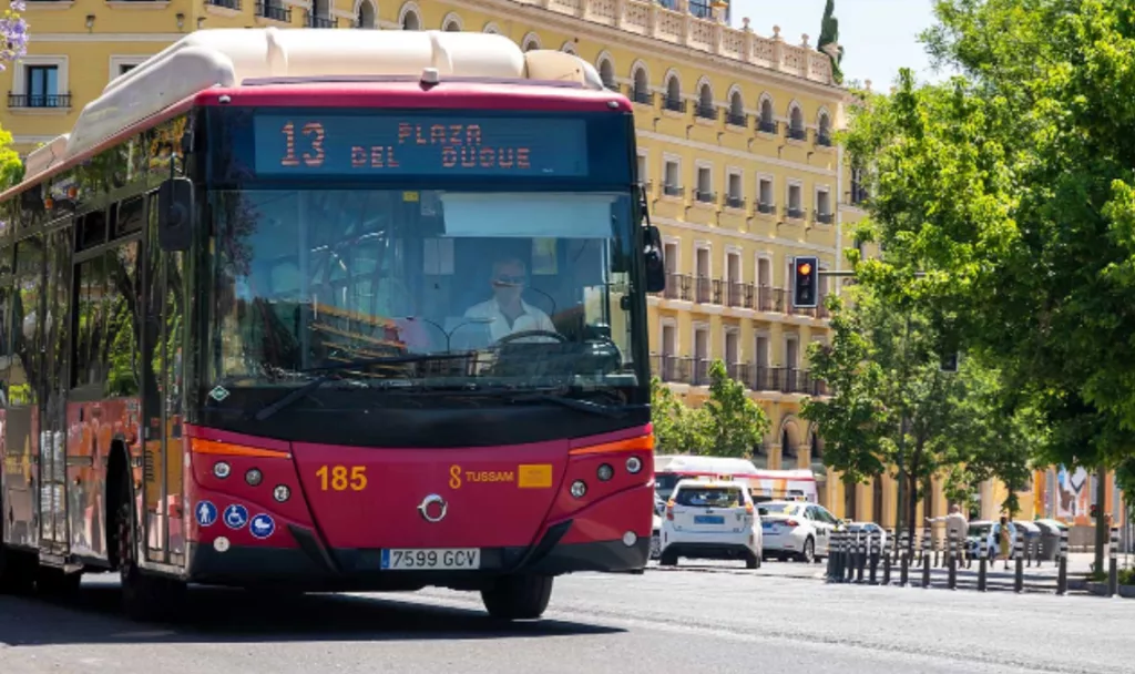 Ônibus em Sevilha