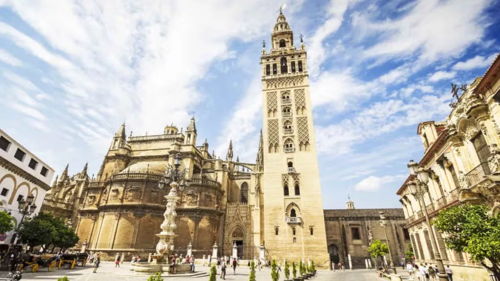 Tour pelo Alcácer, Catedral e La Giralda em Sevilha, na Espanha