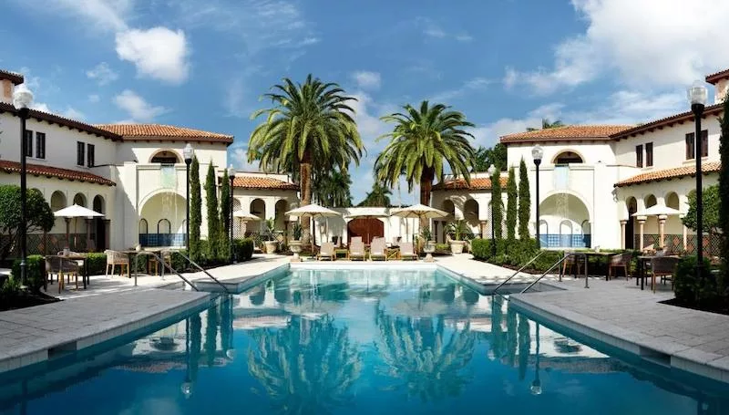 Piscina do Cloister at The Boca Raton