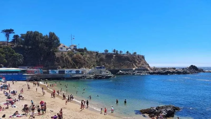 Praia Las Torpederas em Valparaíso