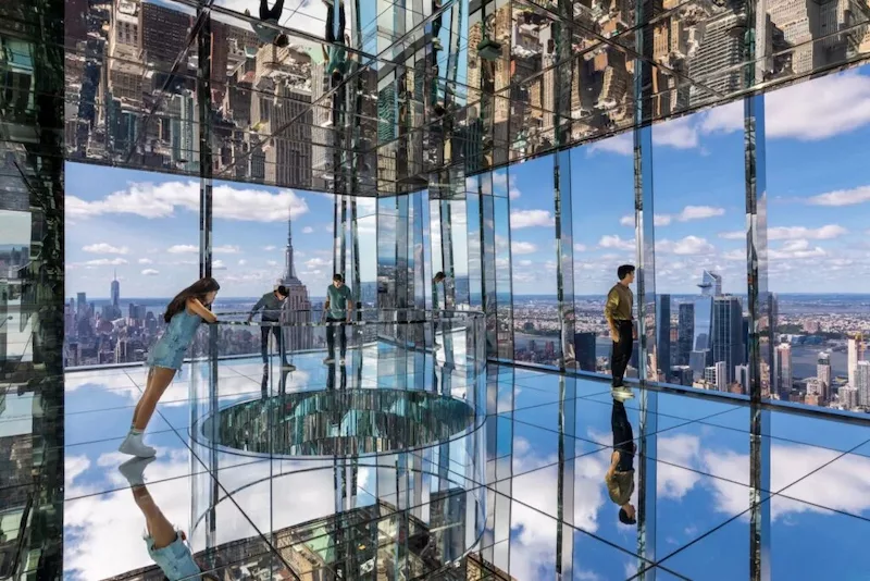 Transcendence 2 no observatório Summit One Vanderbilt em Nova York