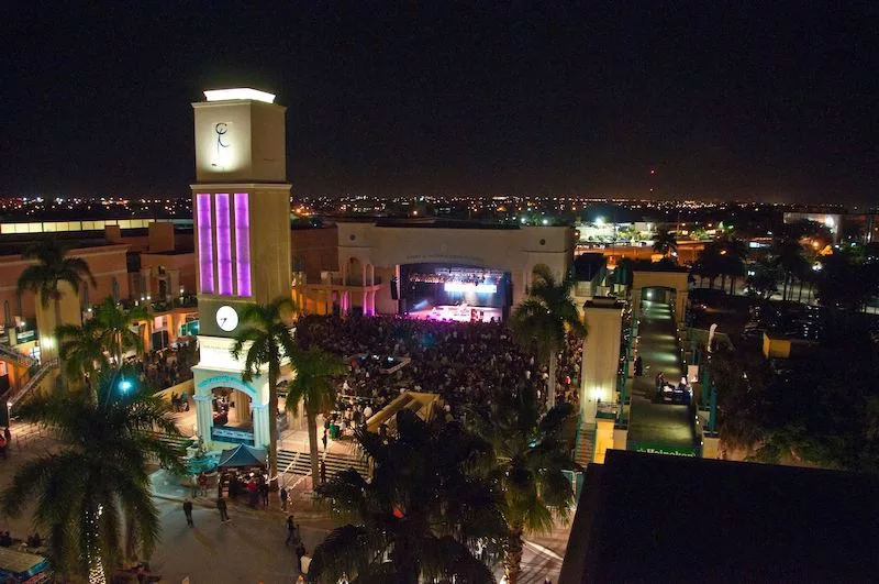 Mizner Park Amphitheater em Boca Raton