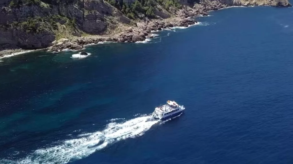 Excursão de barco a Cala Saladeta e Ses Margalides