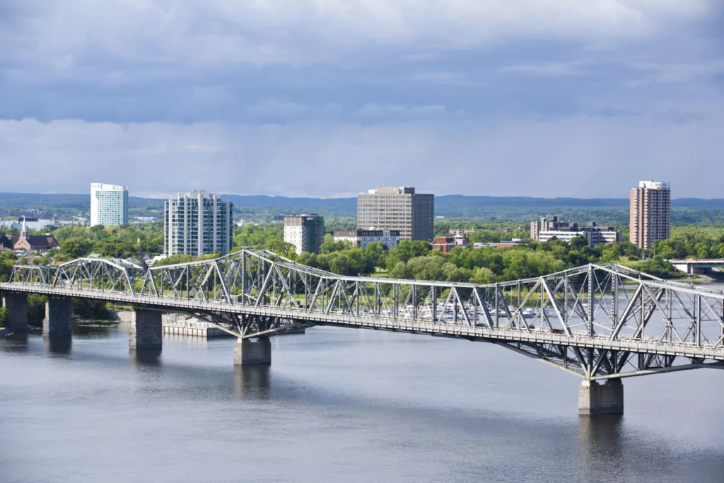 Ponte Alexandra em Ottawa