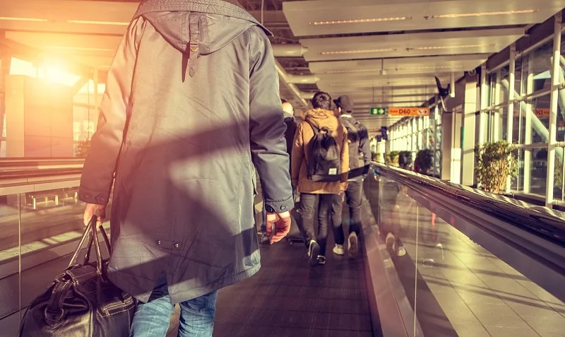 Turistas desembarcando em Los Angeles