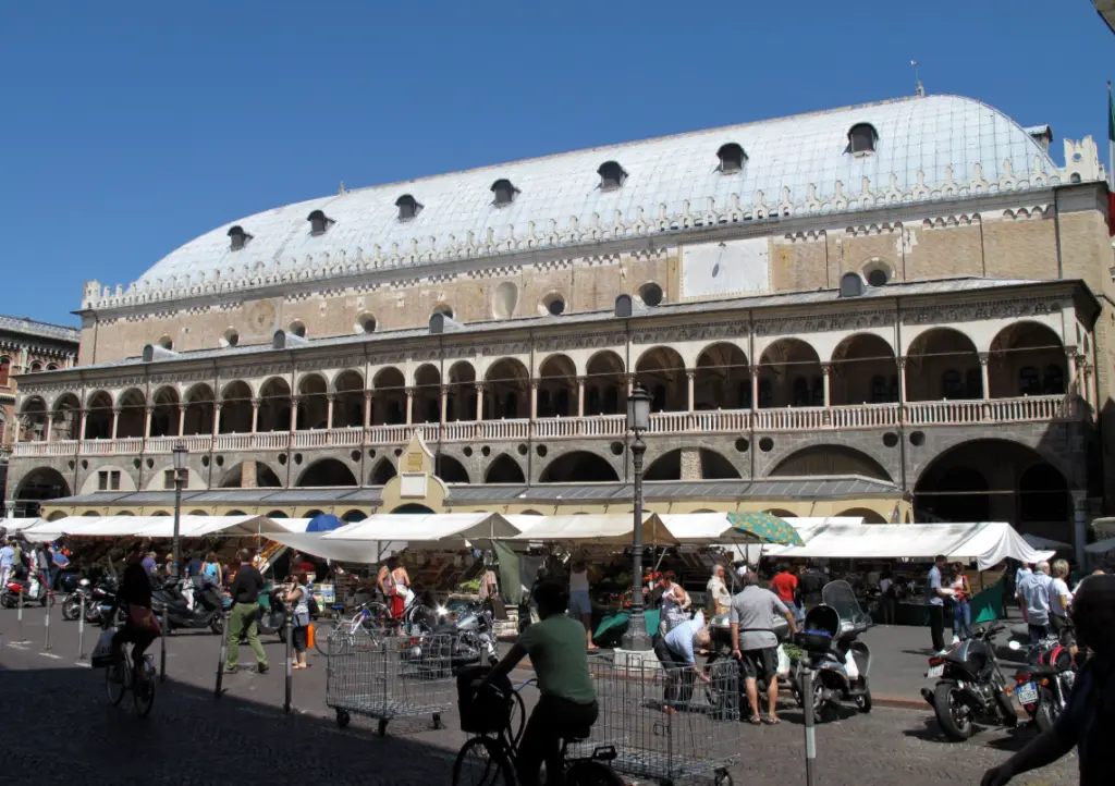 Piazza delle Erbe