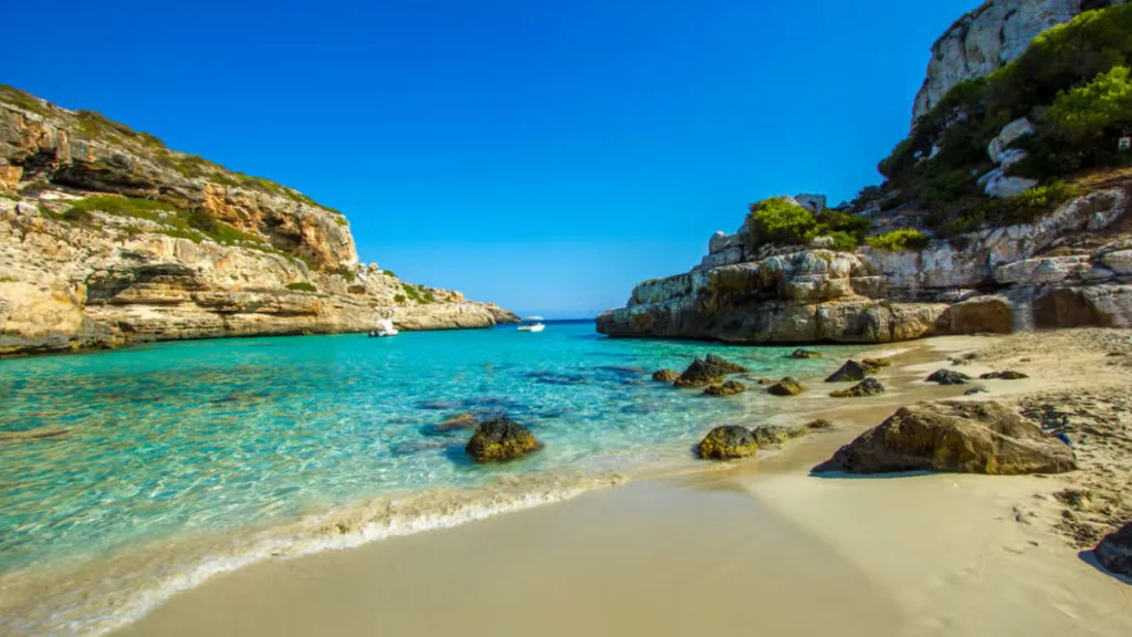 Excursão às Calas de Maiorca