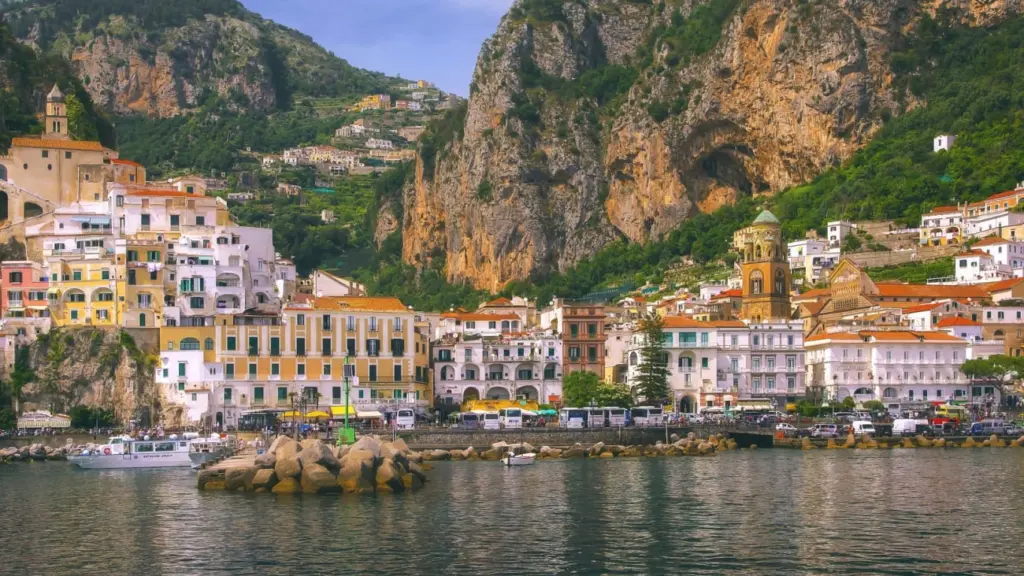 Onde ficar em Amalfi: Melhor região e hotéis baratos!