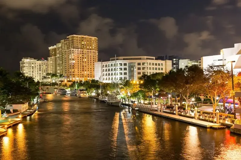 Riverwalk Arts & Entertainment District em Fort Lauderdale