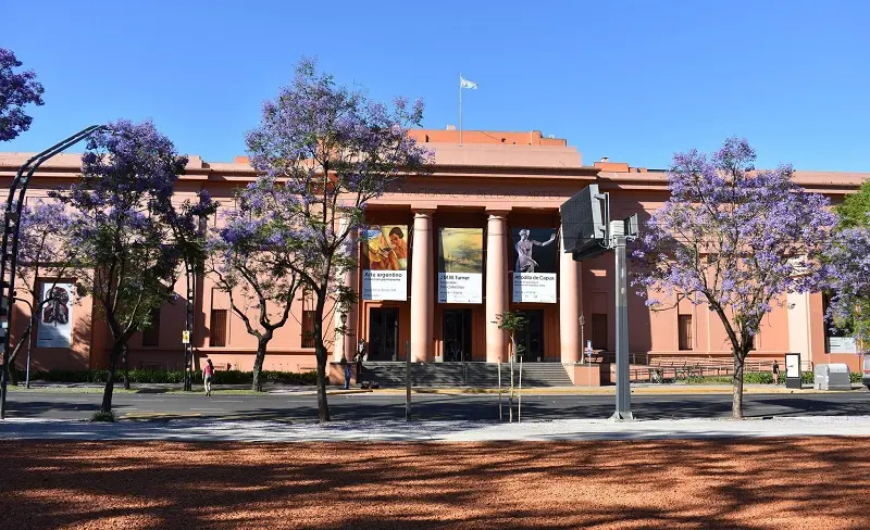 Fachada do Museu Nacional de Belas Artes