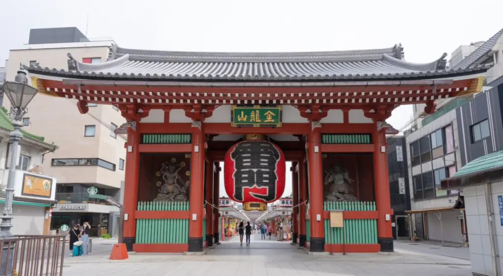 Sensō-ji é o primeiro destino do roteiro de 1 dia em Tóquio