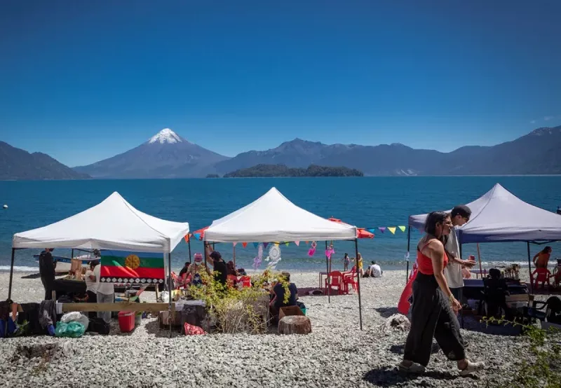 Praia Blanca no Lago Todos Los Santos