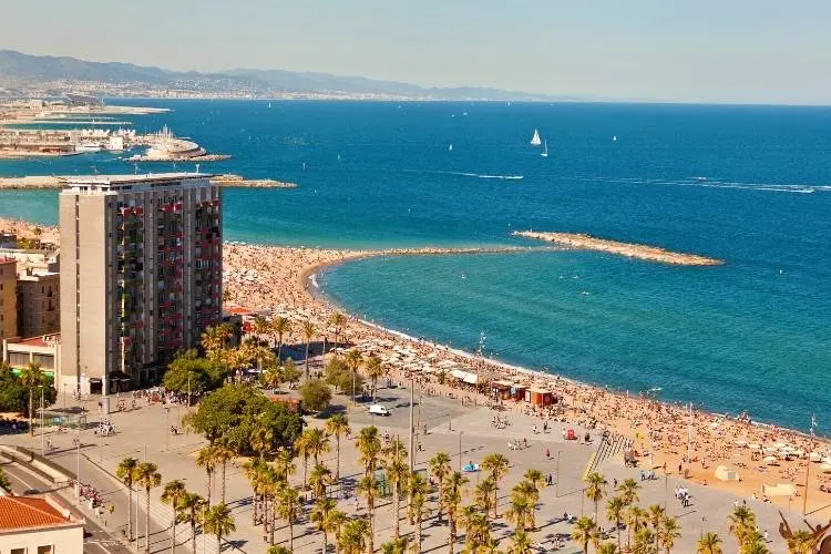 Barcelona em Julho: Como é o clima e o que fazer!