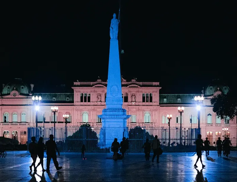 Casa Rosada toda iluminada em Buenos Aires