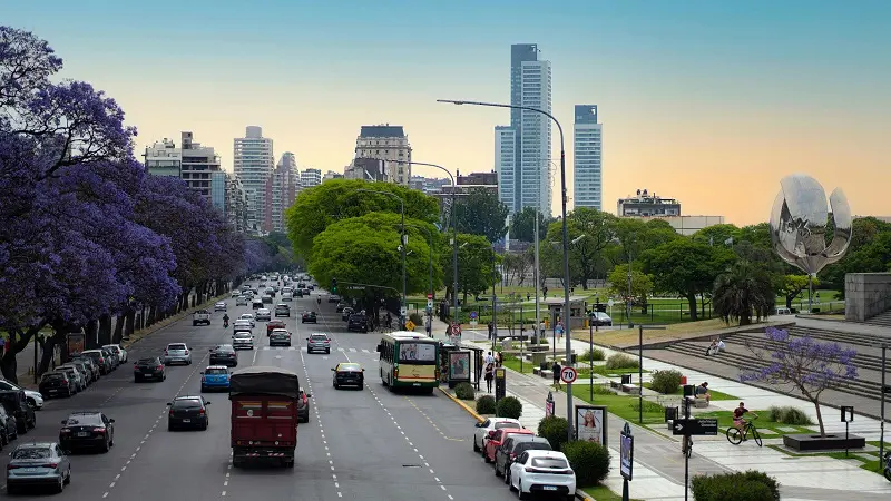 Pôr do sol em Buenos Aires e a Floralis Genérica