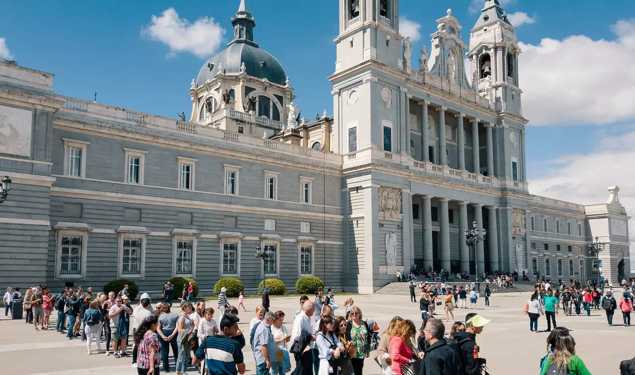 Dia da Nossa Senhora de la Almudena