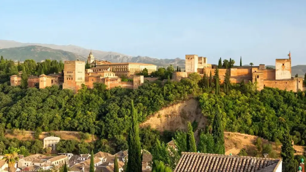 Como ir de Sevilha a Granada