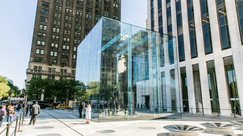 Entrada da loja da Apple na Quinta Avenida em Nova York