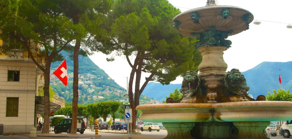 Praça em Lugano