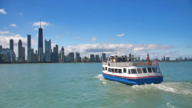 Passeio de barco pelo Lago Michigan em Chicago